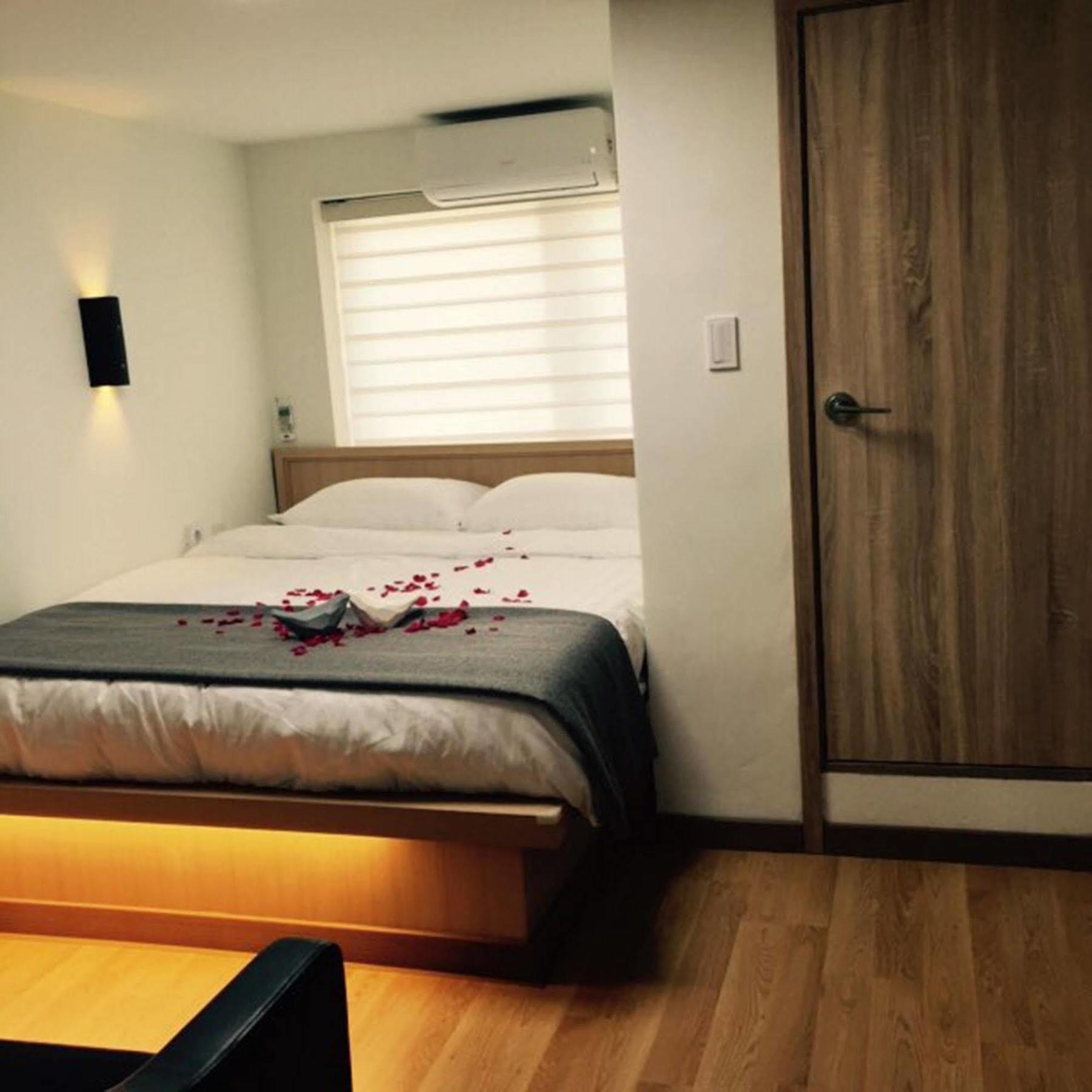 Woo Guest House Seul Dış mekan fotoğraf